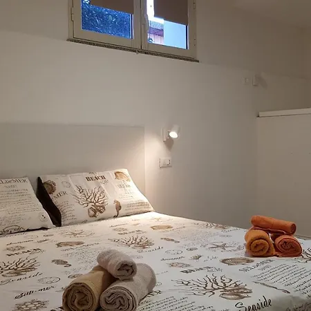 Apartment Santi *